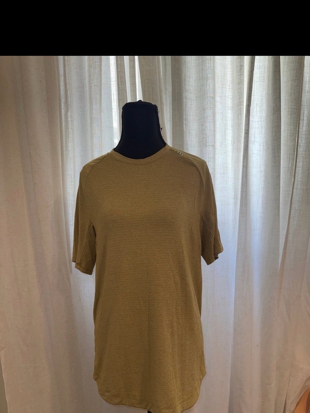 lululemon athletica Short Sleeve Crew Tee - Light Brown